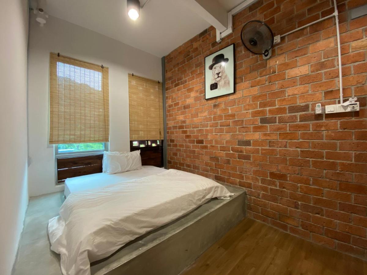 Urbanstay Industrial Ipoh Esterno foto