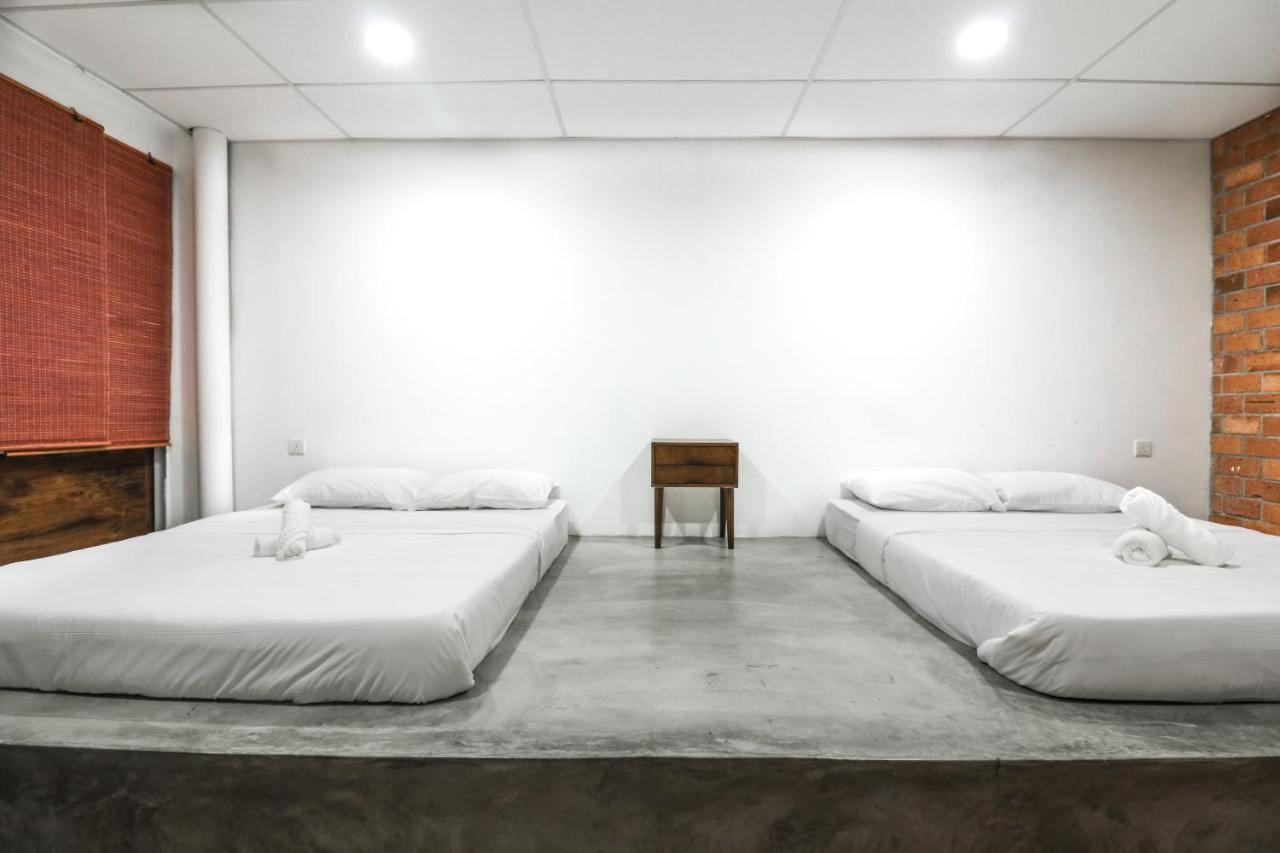 Urbanstay Industrial Ipoh Esterno foto